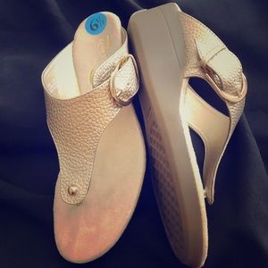 New comfortable Aeroles sandal